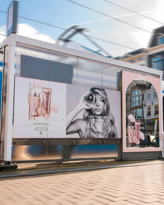 Kérastase Transforms Bus Shelter Into Stunning Display